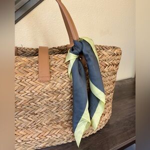 GAP Silk Scarf in Gray and Yellow